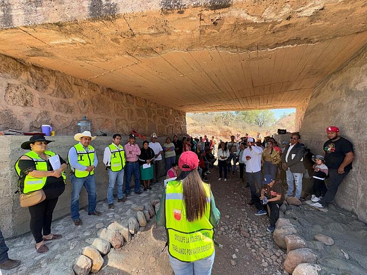 Supervisan infraestructura social en los municipios de Pinos y Cuauhtémoc