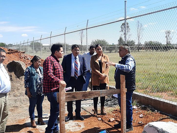 SUPERVISAN OBRA DEL CENTRO DE CONTROL CANINO Y FELINO DE EL MINERAL