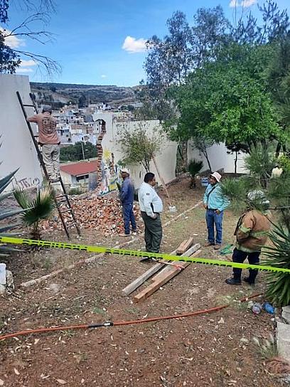 SUPERVISA PC MUNICIPAL ESCUELAS TRAS COLAPSO DE BARDA 