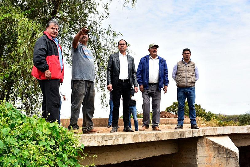 SUPERVISA PEPE SALDÍVAR OBRAS DE DESAZOLVE Y CAMINOS SACA COSECHAS 