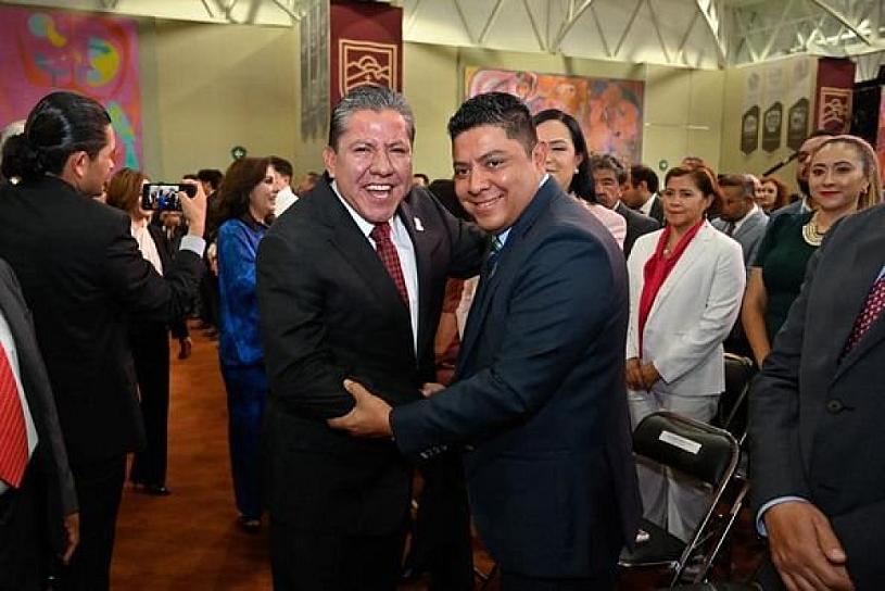 ACOMPAÑA GOBERNADOR DE SLP A SEGUNDO INFORME DE DMA; RECONOCE SU GESTIÓN