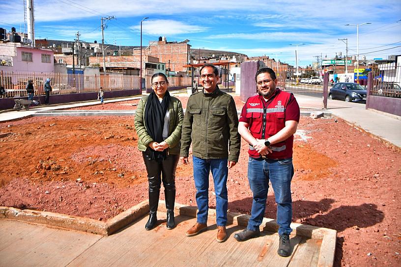 SUPERVISA PEPE SALDÍVAR REHABILITACIÓN DEL PARQUE SANTA RITA 