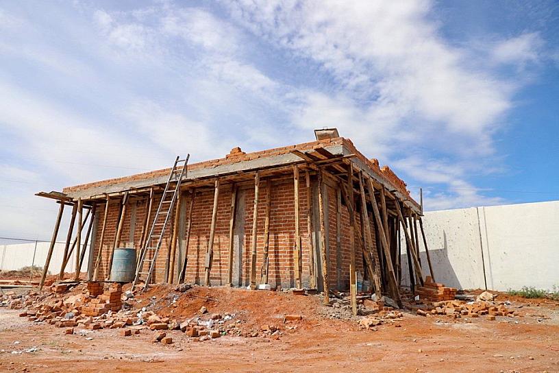 SUPERVISA SAÚL MONREAL AVANCE DEL CENTRO DE CONTROL CANINO Y FELINO 