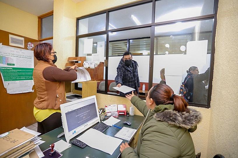 SUPERVISA SAÚL MONREAL EL REGISTRO CIVIL 