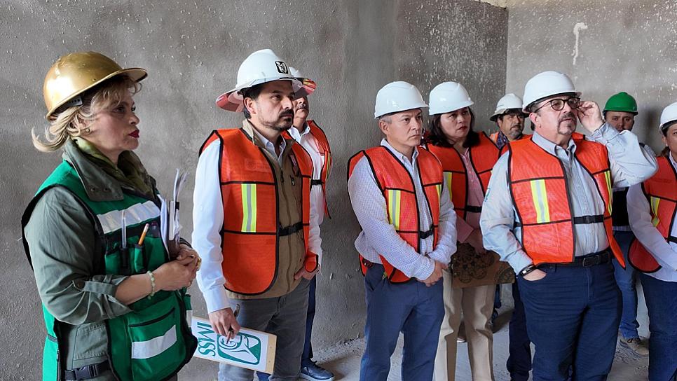 SUPERVISA ZOÉ ROBLEDO OBRA DEL CENTRO DE INVESTIGACIÓN EN BIOMEDICINA