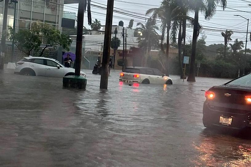 SUSPENDEN CLASES EN CAMPECHE Y QUINTANA ROO POR CICLÓN TROPICAL UNO