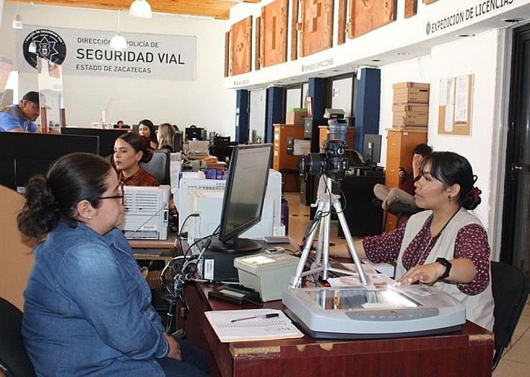 SUSPENDERÁN ESTE MIÉRCOLES TRÁMITE DE LICENCIAS PARA CONDUCIR EN SEFIN