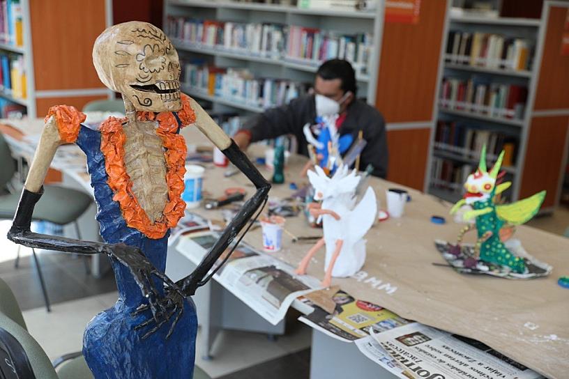 TALLER DE CARTONERÍA, UNA OPCIÓN DE LA BIBLIOTECA MAURICIO MAGDALENO