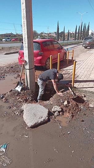 TAPAN FUGA EN BULEVAR VARELA RICO 