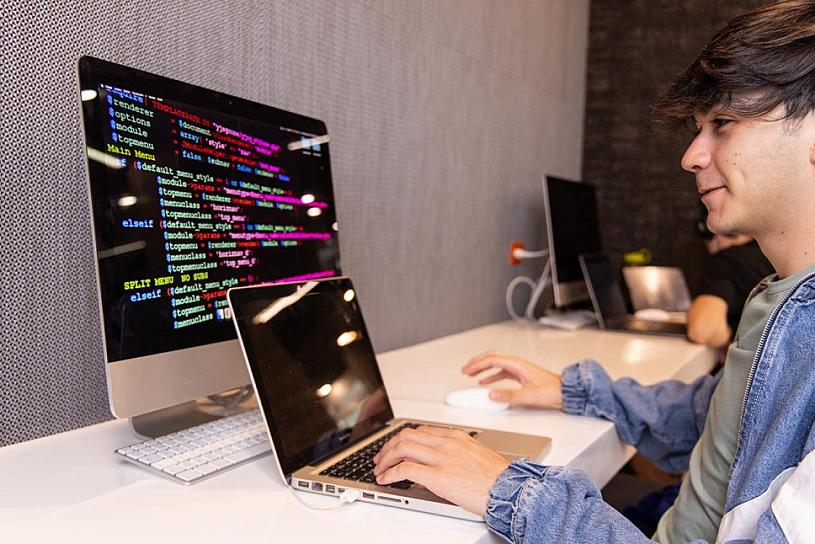 Tecnología y certificación: el futuro del desarrollo de software en México