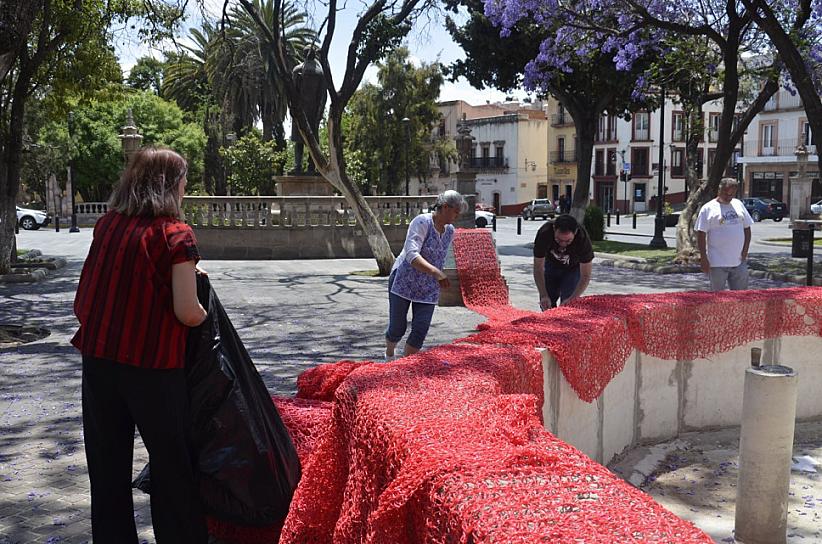 TEJEN EN LA ALAMEDA “SANGRE DE MI SANGRE”