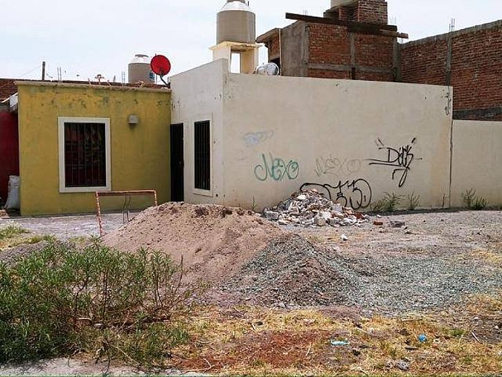 ACRIBILLAN A DOS HOMBRES EN VILLAS DE GUADALUPE 