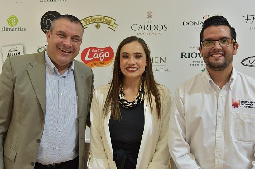 VINCULA LA ADMINISTRACIÓN ESTATAL A PRODUCTORES LOCALES CON GRANDES EMPRESAS