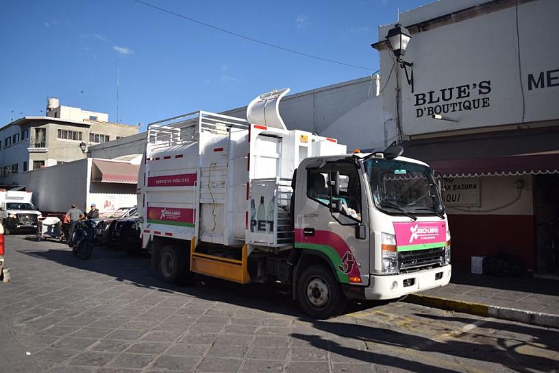 TIENE AYUNTAMIENTO DE JEREZ NUEVOS CAMIONES RECOLECTORES DE BASURA 