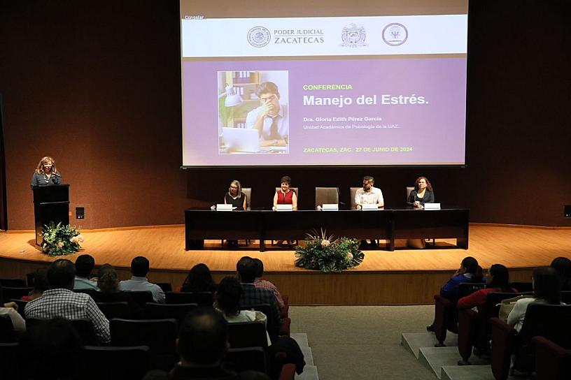 INICIAN TRABAJOS ESCUELA DE FORMACIÓN Y ESPECIALIZACIÓN CON LA UAZ 