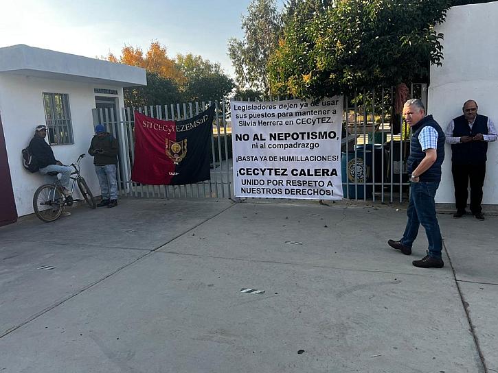 TOMAN CECYTEZ CALERA, EXIGEN DESTITUCIÓN DE PERSONAL