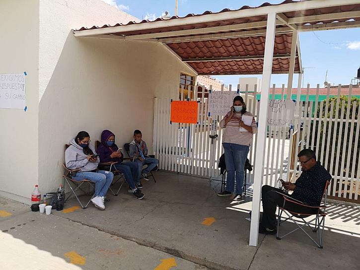 TOMAN PADRES DE FAMILIA PREESCOLAR FRANCISCO GOITIA