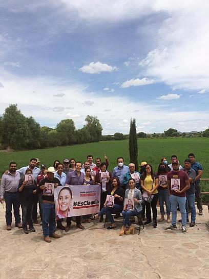 TOMAN PROTESTA AL COMITÉ REGIONAL DE #ESCLAUDIA
