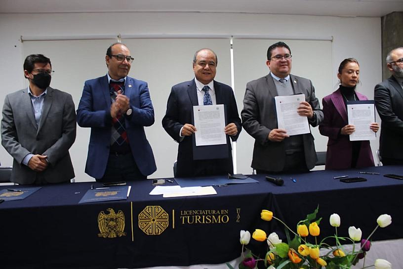 TRABAJAN EN CONJUNTO UAZ Y GODEZAC PARA IMPULSAR EL TURISMO