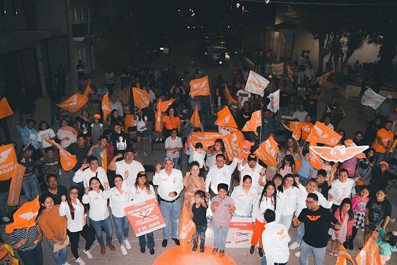 TRABAJO EN CONJUNTO PARA UN FUTURO MEJOR EN LORETO: CANDIDATOS DE MC