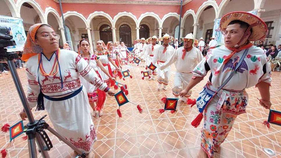 TRADUCEN AL WIXÁRIKA HIMNO DE LA ESCUELA NORMAL RURAL DE SAN MARCOS