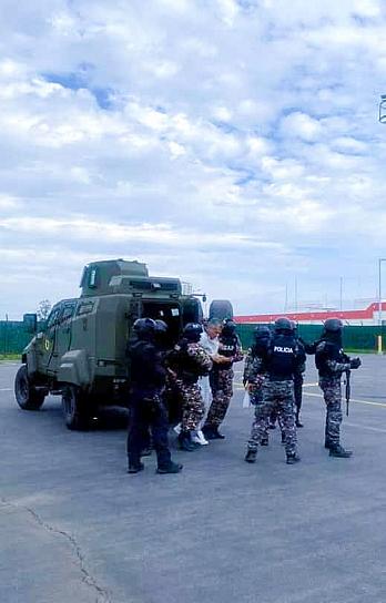 TRASLADAN A EX VICEPRESIDENTE DE ECUADOR A CÁRCEL DE MÁXIMA SEGURIDAD EN GUAYAQUIL