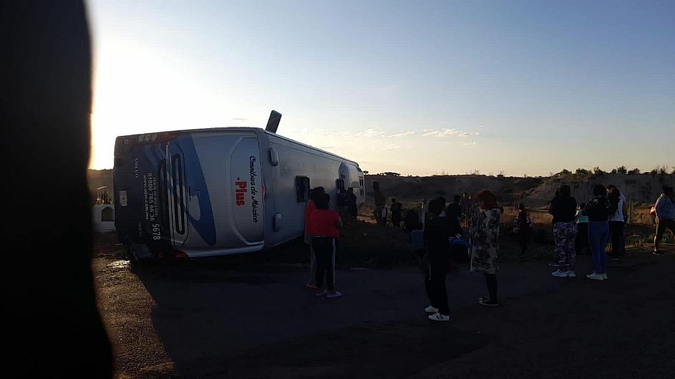 TRÁGICO ACCIDENTE DE ÓMNIBUS EN MIGUEL AUZA COBRA LA VIDA DE 5 PASAJEROS Y DEJA 10 LESIONADOS 