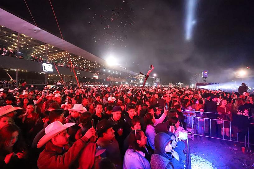TRIUNFAN LOS ELEGANTES DE JEREZ EN FERIA DE PRIMAVERA 