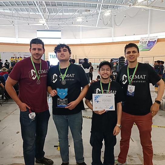 TRIUNFAN ZACATECANOS EN TORNEO MEXICANO DE ROBÓTICA 2023