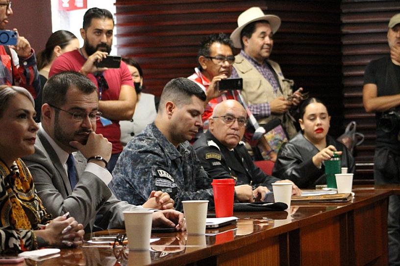 TRUENAN DIPUTADOS DE MORENA COMPARECENCIA DEL TITULAR DE LA SSP; OPOSITORES EXIGEN SE REPROGRAME 