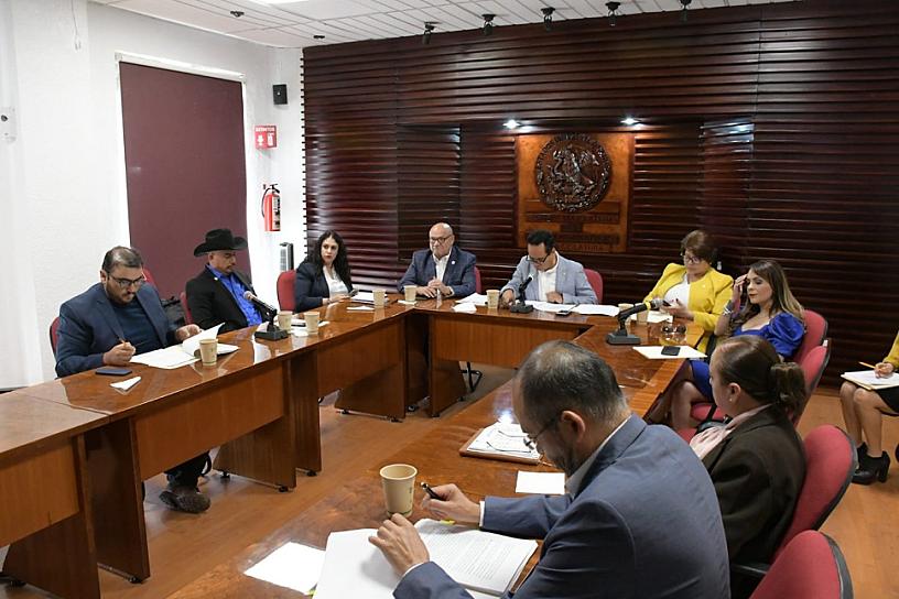 TRUENAN DIPUTADOS SESIÓN DE COMISIONES UNIDAS; EVITAN APROBACIÓN DE DICTAMEN DE DESPENALIZACIÓN DEL ABORTO