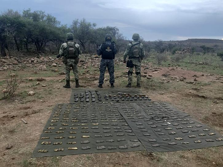 UBICA FRIZ CAMPAMENTO UTILIZADO POR GRUPO DELINCUENCIAL EN TEPETONGO