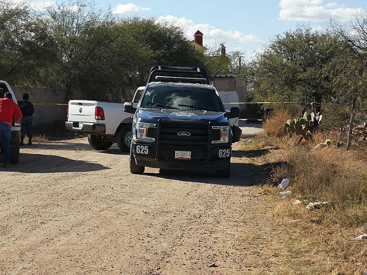 ULTIMAN A UN HOMBRE EN EL MINERAL 