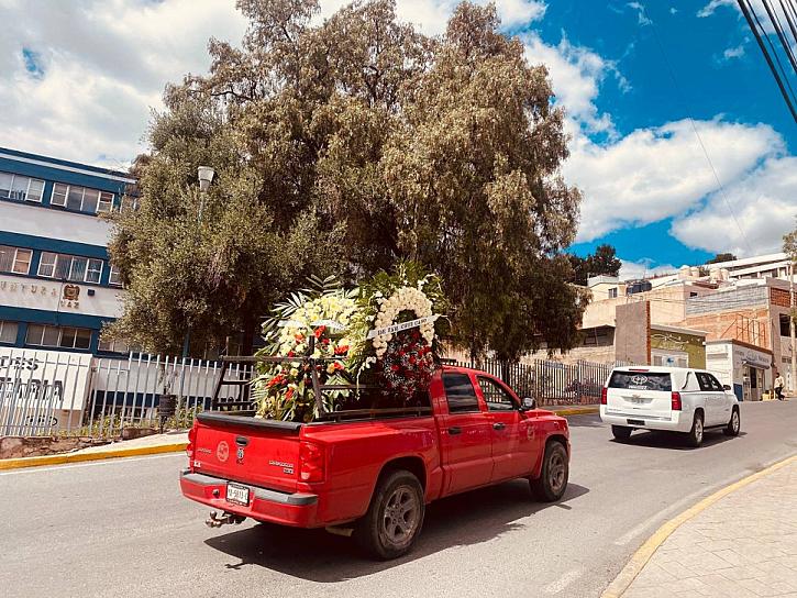 UNA MARCHA FÚNEBRE RECORRE LA CAPITAL ZACATECANA