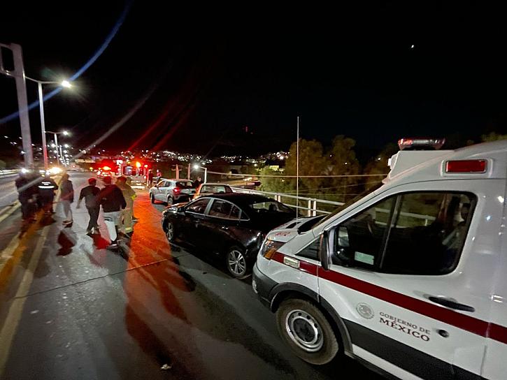 Una mujer lesionada y daños materiales tras carambola en la Pedro Coronel
