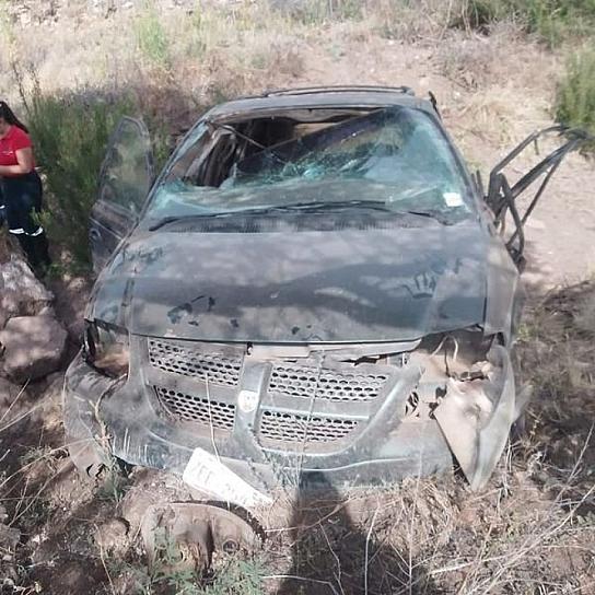 UN HOMBRE MUERTO, SALDO DE VOLCADURA EN CARRETERA FEDERAL 49