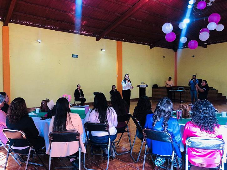 RECONOCE SINDICATO DE SALUD A TRABAJADORES SOCIALES