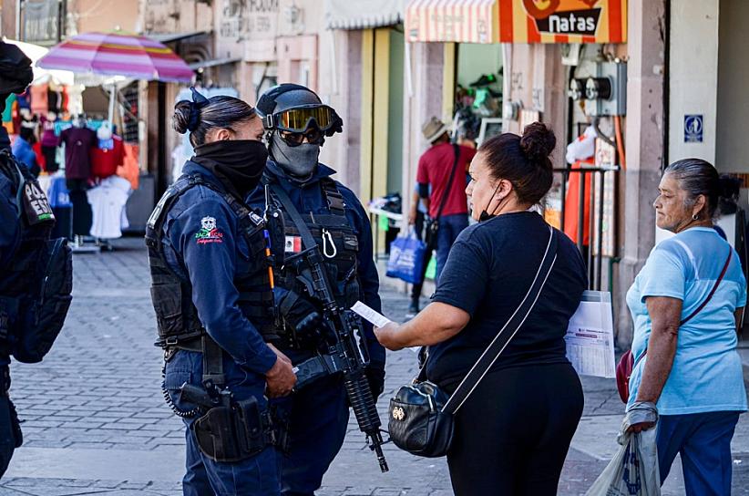 MARÍA DEL CARMEN, UNA ORGULLOSA POLICÍA