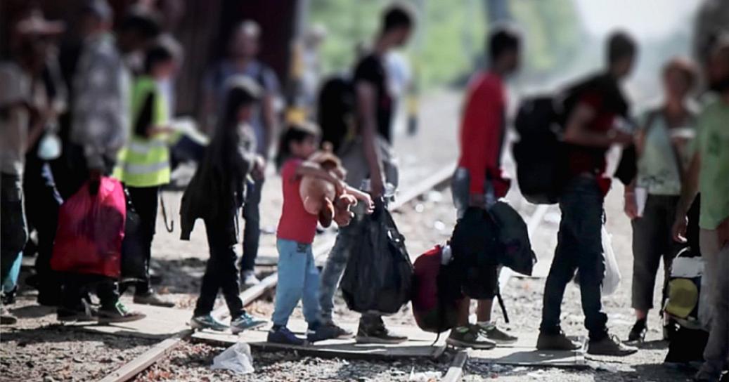 ACUERDA AMLO CON BIDEN CONTENER MIGRANTES