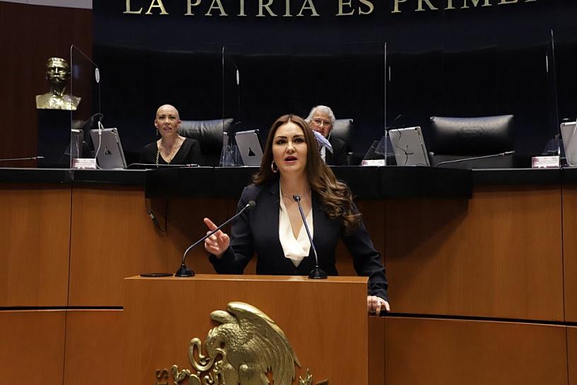 EXIGE GEOVANNA BAÑUELOS ATENDER DEMANDAS DE POLICÍAS EN ZACATECAS