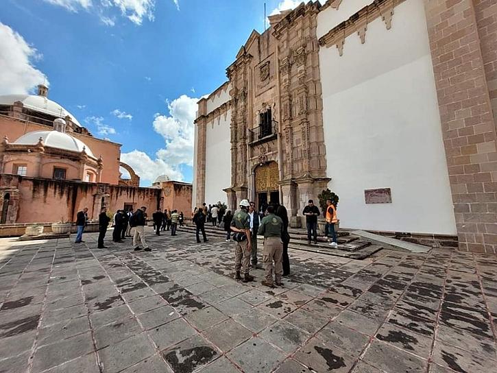 VERIFICA PC ESTATAL ESCUELAS DEL CENTRO, TRAS MOVIMIENTO TELÚRICO