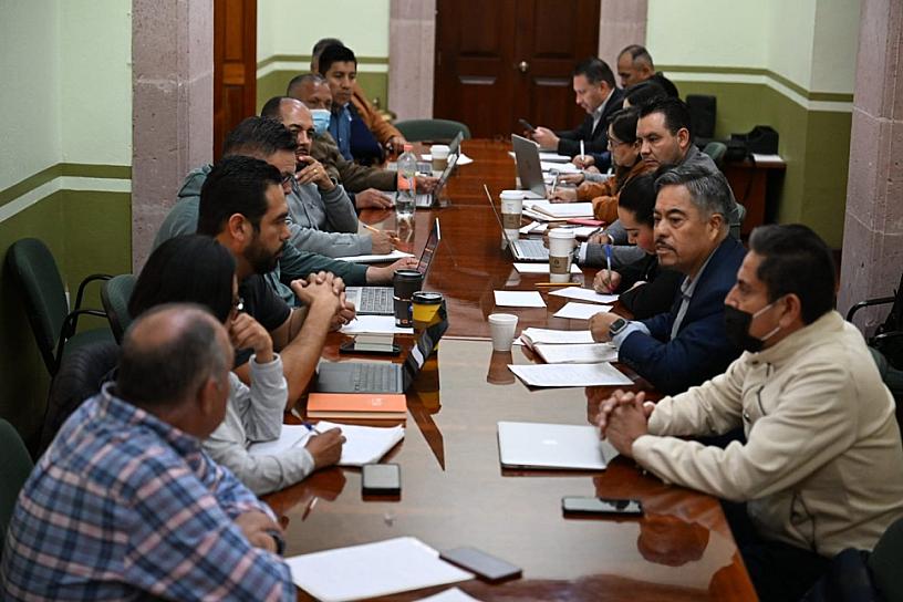 Acuerdan movilidad y reasignación de claves en el sector educativo