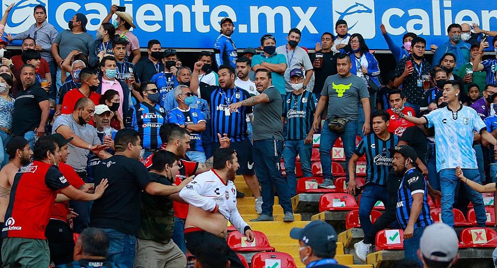 VETA LIGA MX A BARRAS VISITANTES EN TODOS LOS ESTADIOS