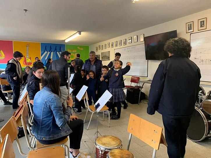 VIAJAN A COLOMBIA NORMALISTAS DE JUCHIPILA 