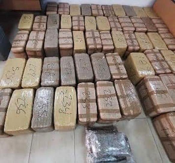 VINCULAN A PROCESO A UN HOMBRE POR TRANSPORTAR MÁS DE 2 TONELADAS DE MARIHUANA 