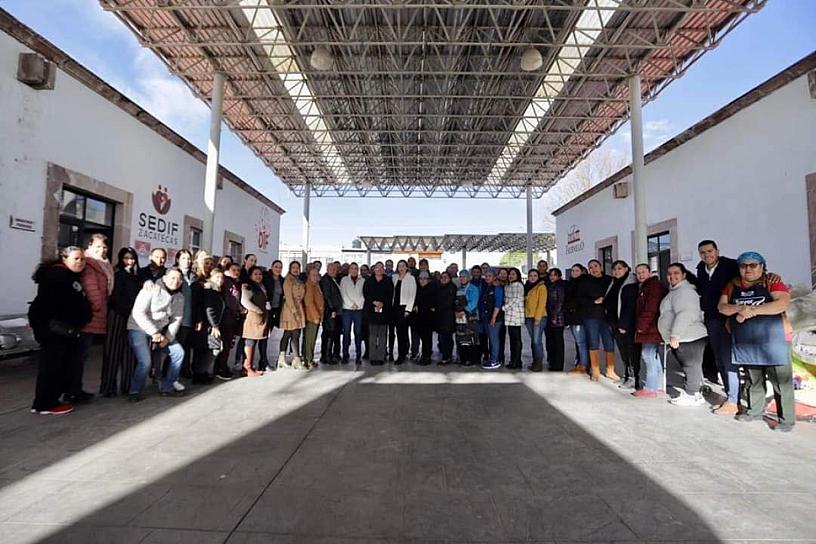 VISITA ALCALDESA ÁREAS DEL AYUNTAMIENTO EN FRESNILLO 