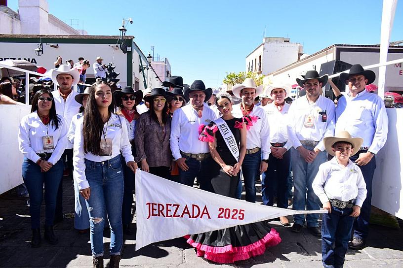Viven jerezanos el encierro diurno de la Jerezada 2025 