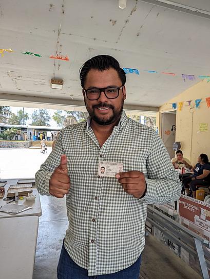 VOTAN CANDIDATOS A ALCALDES