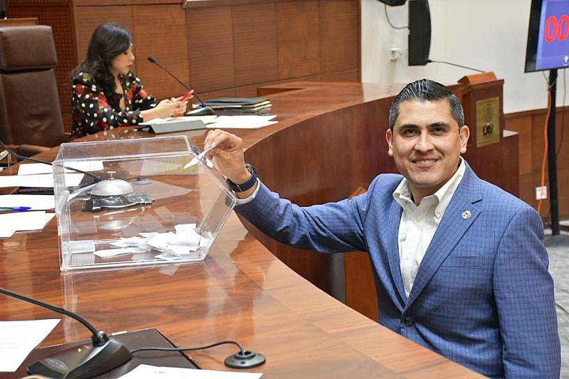 Votó el PRI a favor del presupuesto 2025: Carlos Peña