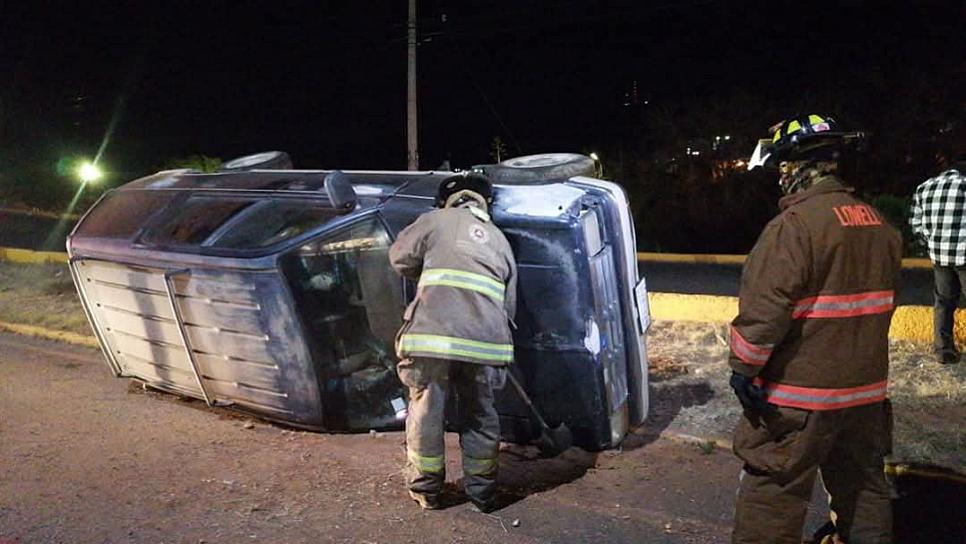 Vuelca una Explorer en la calzada Solidaridad 